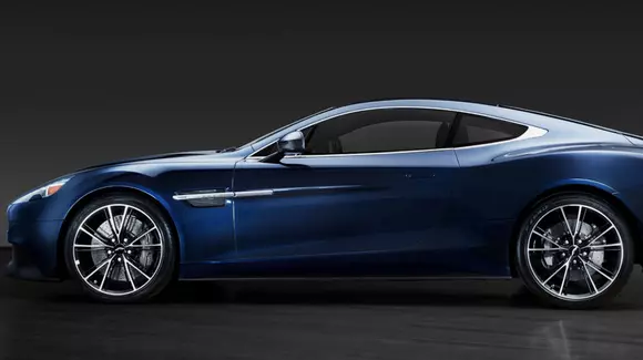 Daniel Craig și-a scos mașina din James Bond la licitație. Cât speră să obțină pe ea