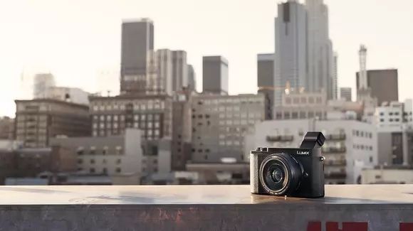 (P) Cel mai bun prieten de luat cu tine în vacanțe – Lumix GX9