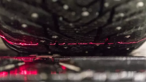 SnapSkan, aplicația care verifică starea anvelopelor, se extinde și în alte țări