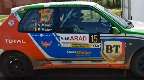 O maşină de raliu “cântă” înainte de fiecare cursă (Video)