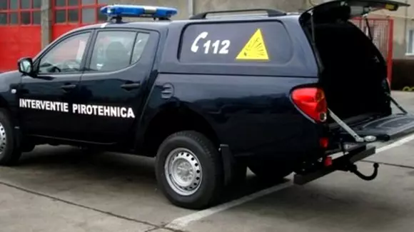Un șofer inconștient a șicanat în trafic o mașină MAI care transporta o bombă