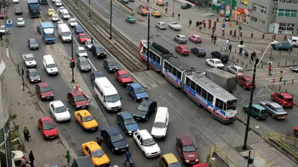 Răspunsul halucinant al Tomniței Florescu, viceprimar al Capitalei, întrebată de ce se circulă greu în Bucureşti