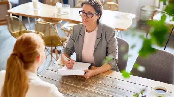 4 sfaturi esențiale pentru primul interviu de angajare