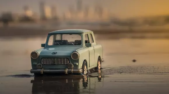 Primăria a făcut anunțul: Iată cine primește 9000 de lei pentru mașina veche!