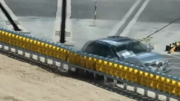 România va avea separatoare de sens cu role