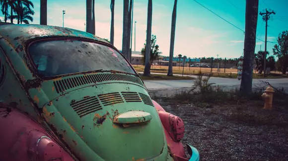 Programul Rabla s-a încheiat pentru persoanele fizice, dar nu și pentru firme