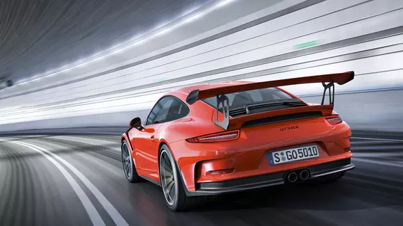 Următorul 911 GT3 RS va primi cel mai mare motor din istoria sa