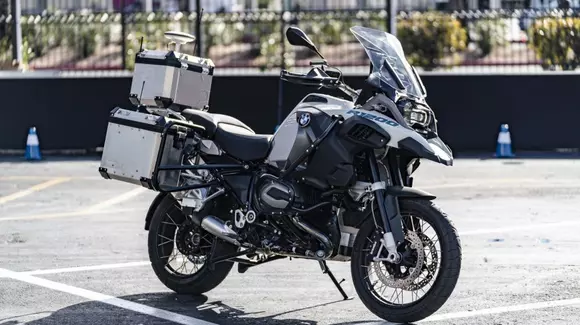 BMW a creat o motocicletă autonomă: De ce nu poți s-o cumperi