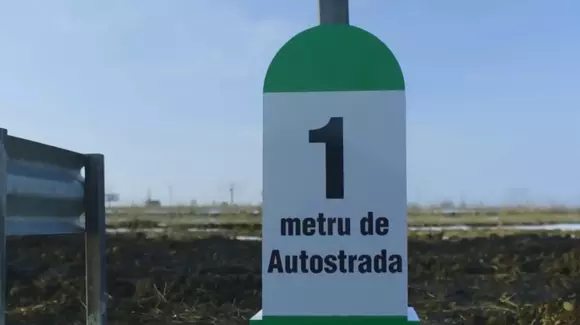 Un afacerist sucevean a construit primul metru de autostradă în Moldova