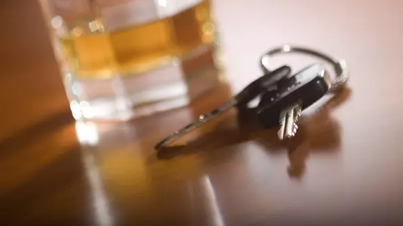 Poți fi arestat pentru că ai condus beat, chiar dacă nu pornești motorul