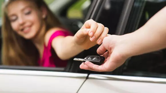 (P) Unde te informezi când cumperi o mașină la mâna a doua?