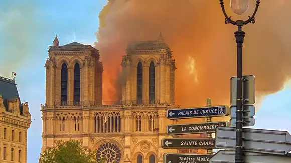 Nissan ajută la reconstrucția Catedralei Notre-Dame. Cu cât contribuie constructorul auto?