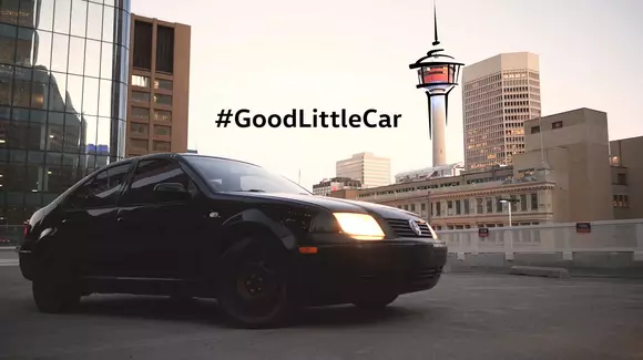 Clipul acesta te va convinge să cumperi un Volkswagen Jetta din 2003