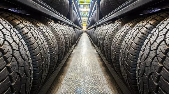 (P) Anvelopa reprezintă una dintre cele mai importante piese auto.