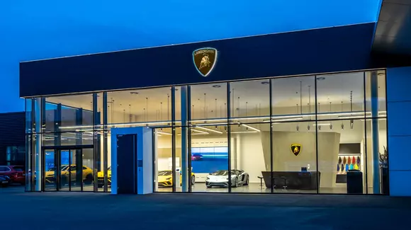 Lamborghini a redeschis ieri showroomul din București