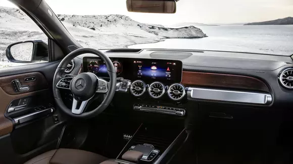 Mercedesul tău ştie tot despre tine! Şi asta nu e prea bine