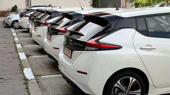 Un nou serviciu de e-car sharing cu o flotă formată exclusiv din autoturisme electrice