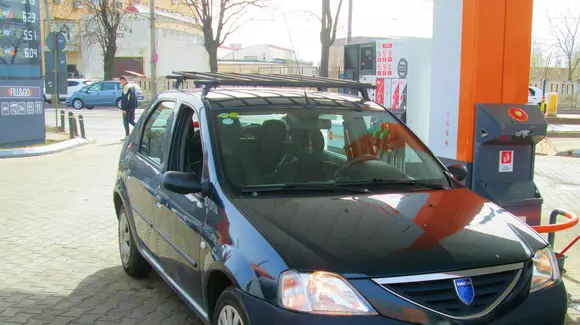 Câți litri de benzină poate cumpăra un român cu salariul mediu, față de alți europeni