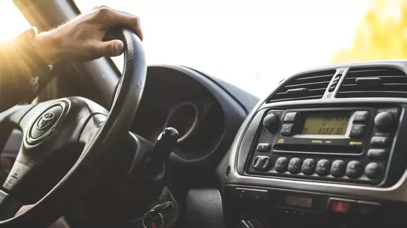 Ce să ai în vedere când pleci cu mașina pe distanțe mari