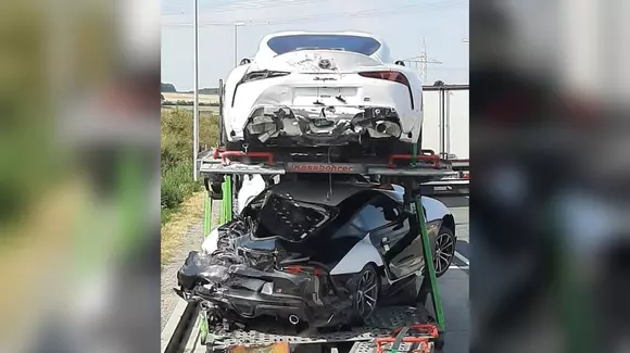 Trei Toyota Supra noi-nouțe, făcute praf înainte să ajungă la clienți