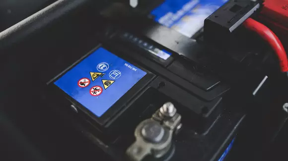 E musai să cumperi o baterie scumpă?