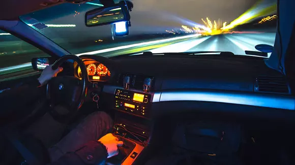 Oboseala la volan: 1 din 4 șoferi români a ațipit în timp ce conducea. Unii au condus și 24 de ore fără somn