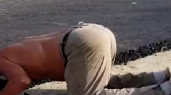 Reacția unui bărbat când a văzut că strada din comuna sa a fost asfaltată