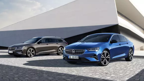 Opel Insignia facelift: modificări estetice minime şi tehnologii noi implementate