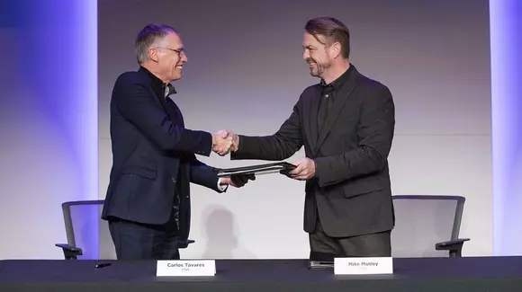 Grupurile FCA și PSA au semnat acordul de fuzionare. Cine este noul șef al concernului