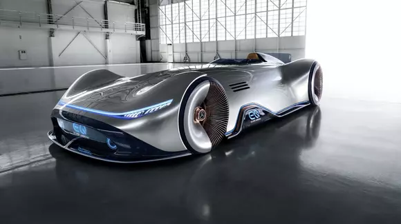 Mercedes-Benz Vision EQ Silver Arrow - inspiraţie din trecut pentru viitor