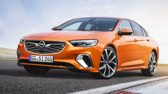 Opel Insignia facelift: iată motorizările disponibile pentru familista de clasă medie