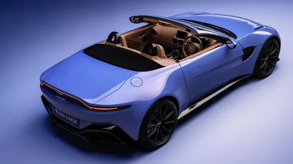 Aston Martin Vantage Roadster - pregătiri de vară