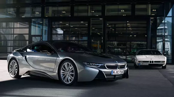 BMW i8 iese din producție, dar nu înainte de a stabili un record