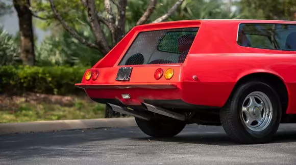 Acesta a fost, la un moment dat, cel mai rapid break din lume. Acum e de vânzare