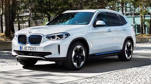 Acesta este noul BMW iX3, pe care încă nu ar fi trebuit să-l vedem