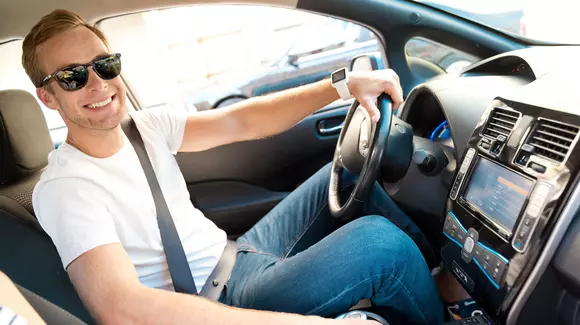 (P) 10 greşeli pe care să le eviţi atunci când înveţi pentru examenul auto