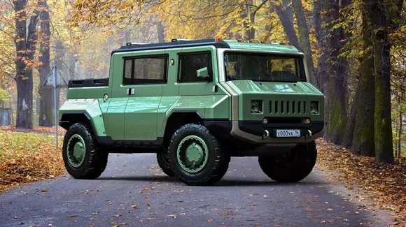 Ce se întâmplă când combini un Humvee cu un UAZ? Iese H-UAZ!