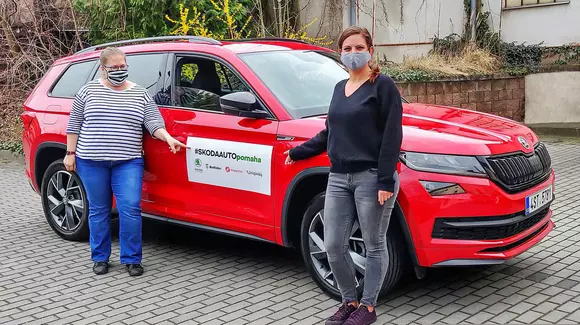 Criza COVID-19: Skoda oferă mașini comunității, începe producția de măști