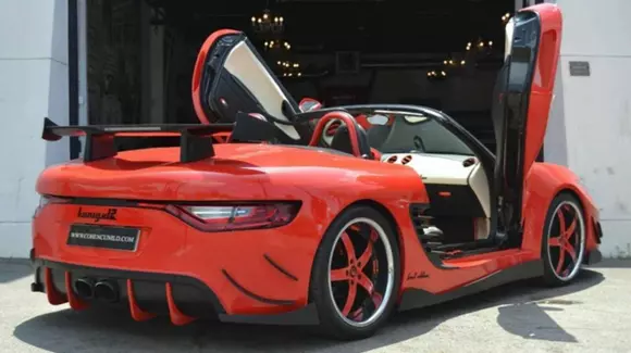 Acest hibrid Toyota-Renault este de fapt un Porsche. Ghiciți modelul!