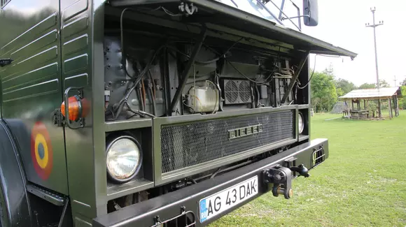 AM 443T - camionul militar produs în România cu mecanică de TAB