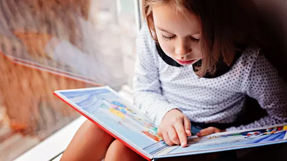 Deschide-i gustul pentru lectură cu cărți pentru copii atractive