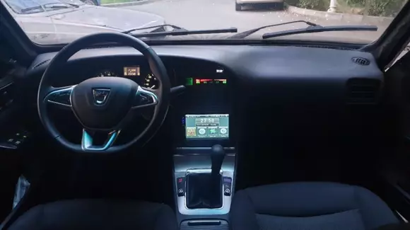 Dacia 1300 „cu dotări de limuzină” este de vânzare. Iată cu ce se laudă