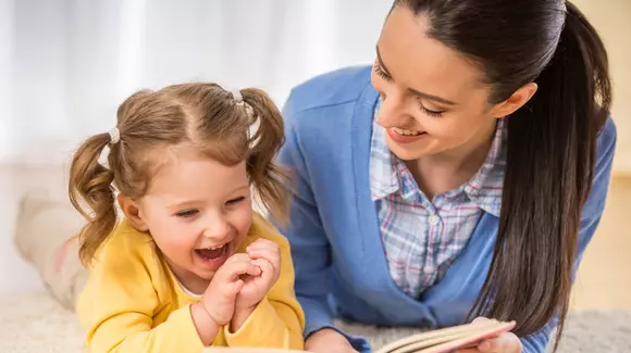 CUM ÎȚI FACI COPILUL SĂ CITEASCĂ