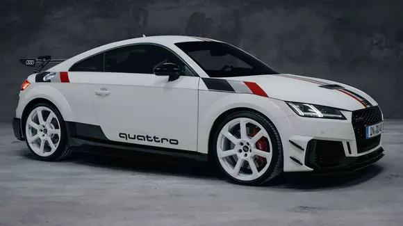 Audi aniversează 40 de ani de quattro cu un TT RS special