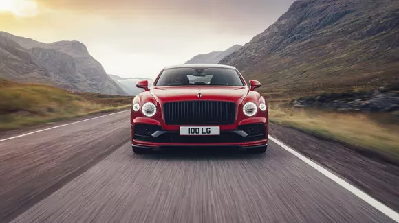 Bentley Flying Spur a primit propulsorul V8 cu 550 CP