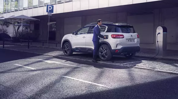 Noul Citroen C 5 Aircross Hybrid poate fi comandat în România de la 34.286 de euro