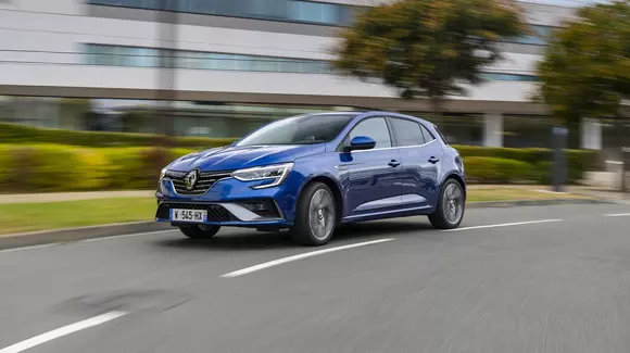 Renault Megane facelift disponibil în România de la 16.300 euro