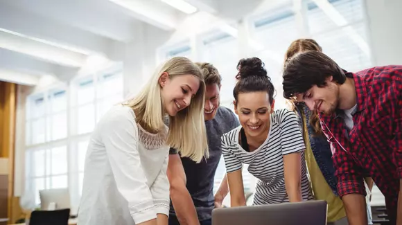 (P) Care sunt diferențele între servere VPS și cele dedicate?