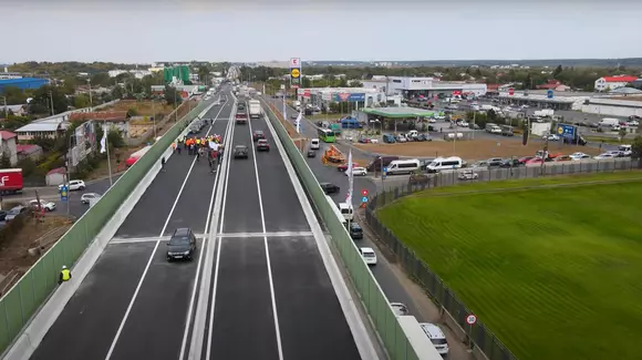 Inaugurare surpriză: Pasajul Mogoșoaia a fost dat în folosință cu șase luni mai devreme decât era programat