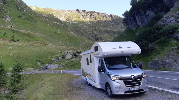 (P) Câteva sfaturi esenţiale de care ar trebui să ţii cont atunci când faci o excursie cu copiii în autorulotă